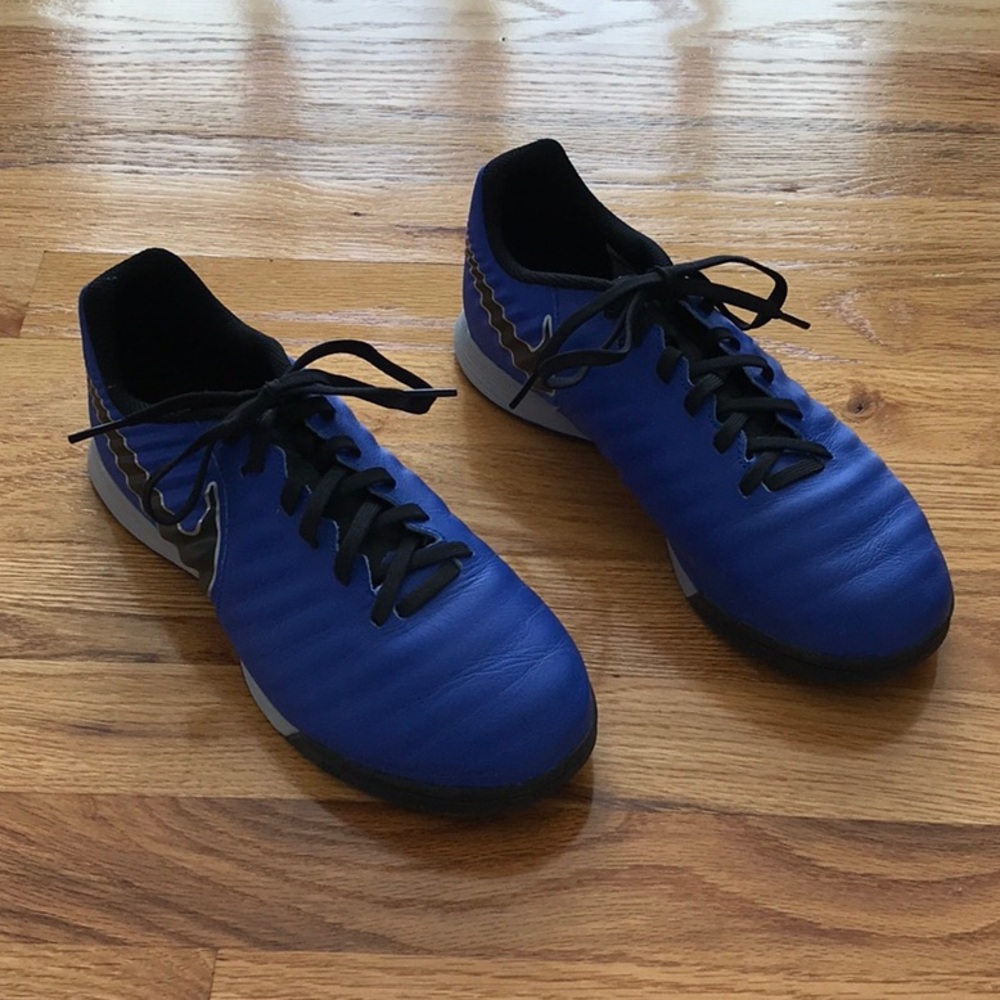Nike Tiempo indoor soccer shoes